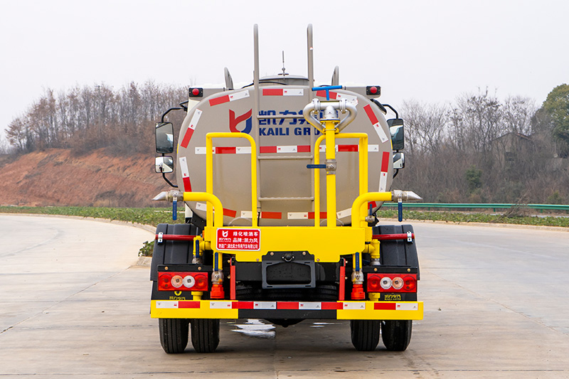 Foton H2 Water Sprinkler Truck  5 cubic meters