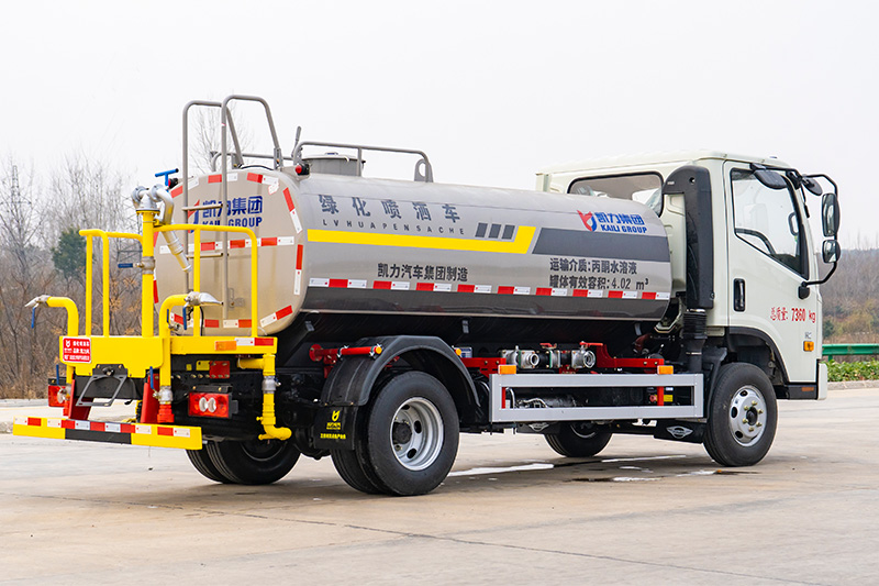 Foton H2 Water Sprinkler Truck  5 cubic meters