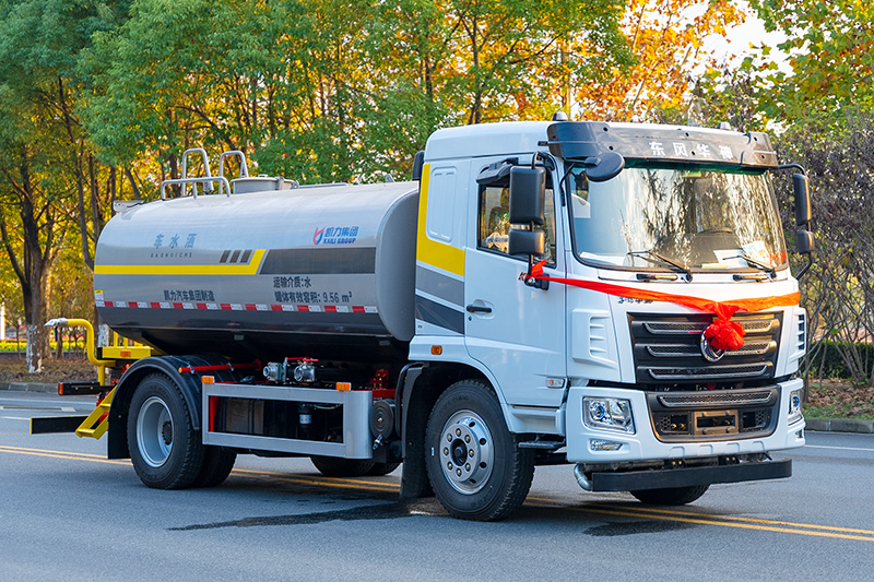 New Huasheng KL5 Water Sprinkler Truck, 12 cubic meters
