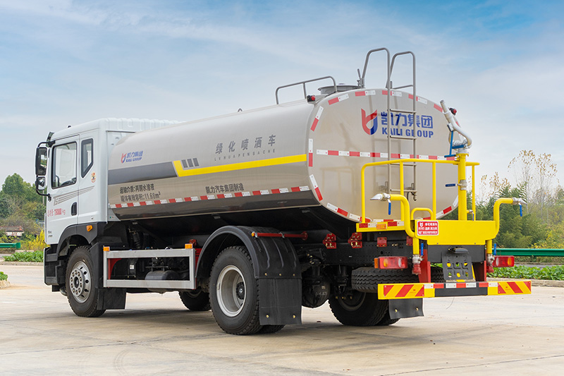 New Huasheng T5 Single-Axle Water Sprinkler Truck, 14.6 cubic meters