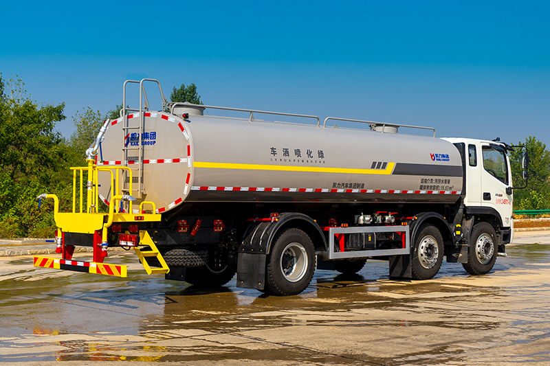 New Foton 3-Axle Water Sprinkler Truck, 20 cubic meters
