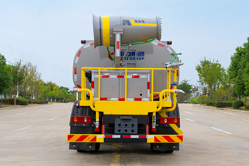 Dongfeng Huasheng DV3 Fog Cannon Truck, 12.2 cubic meters