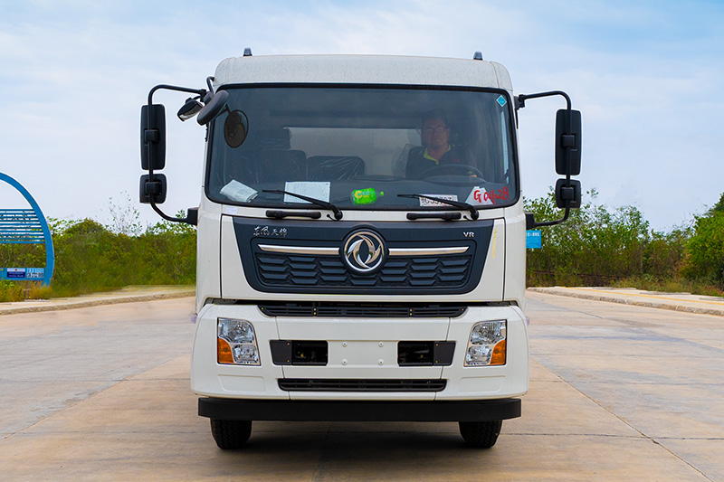 Dongfeng Tianjin 3950 Wheelbase Fog Cannon Truck, 12.2 cubic meters