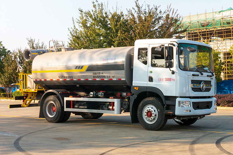 Dongfeng D9 3,950 mm Wheelbase Fog Cannon Truck, 13 cubic meters