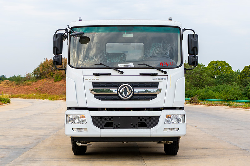 Dongfeng D9 4500 Wheelbase Fog Cannon Truck, 15.9 cubic meters