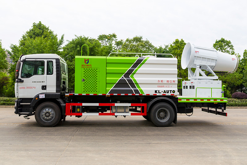 Sinotruk Shandong Ka Single-Axle Dust Suppression Truck (Square Tank) 11.5 cubic meters (Mist Cannon 30–100 meters)