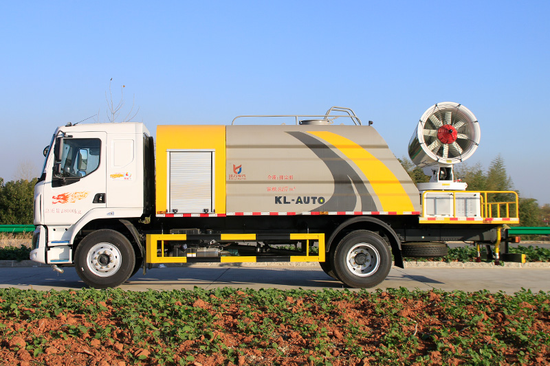 Liuzhou Automobile M3 Single-Axle Dust Suppression Truck (Wedge-Shaped Tank) (Mist Cannon Range: 60–100 Meters) 12.5 Cubic Meters