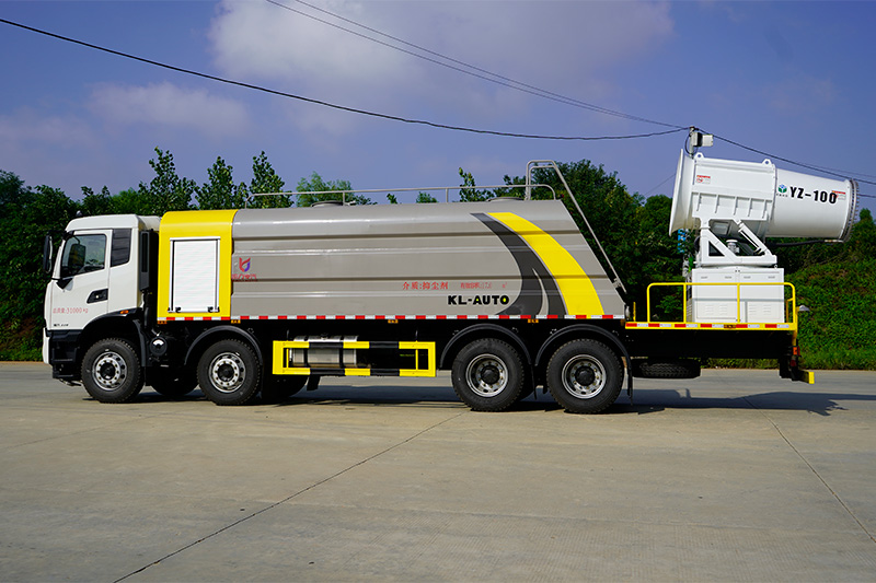 Dongfeng Tianjin 4x2 Dust Suppression Truck (Wedge-shaped Tank) (Mist Cannon 80–120 m) 22 cubic meters