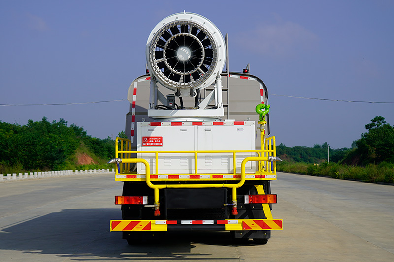 Dongfeng Tianjin 4x2 Dust Suppression Truck (Wedge-shaped Tank) (Mist Cannon 80–120 m) 22 cubic meters