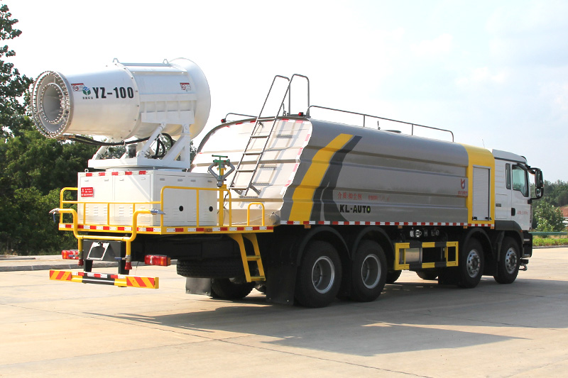 Sinotruk Shandeka 4x8 Dust Suppression Truck (Wedge-shaped Tank) (Mist Cannon Range: 80–120 m) 22 m³