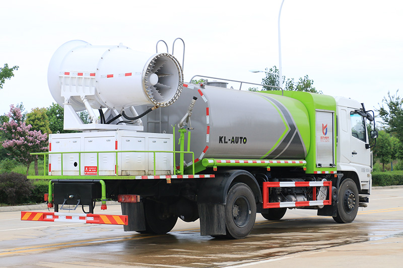 Dongfeng Special-Purpose Dust Suppression Truck (Round Tank) 11.5 cubic meters (Mist Cannon 30–100 meters)