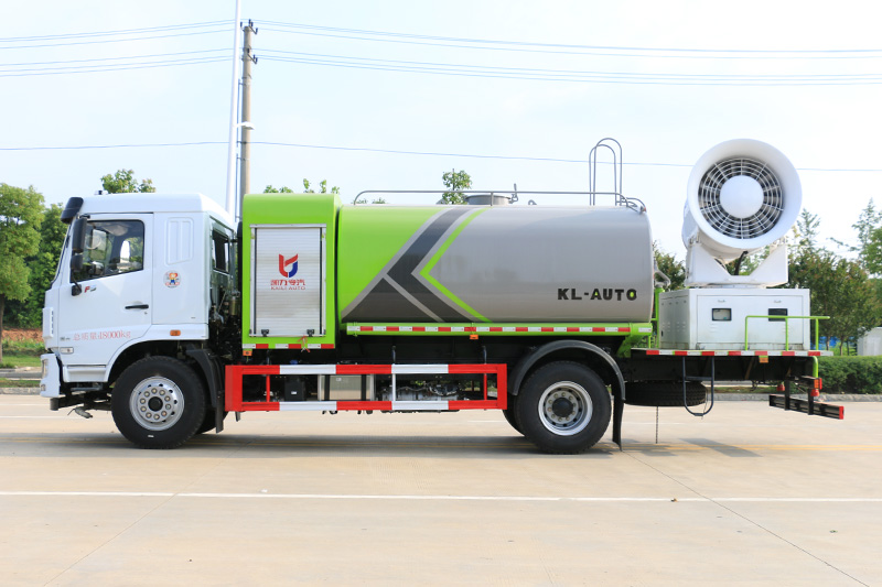 Dongfeng D9 Dust Suppression Truck (Round Tank) 11.5 cubic meters (Mist Cannon 30–100 meters)