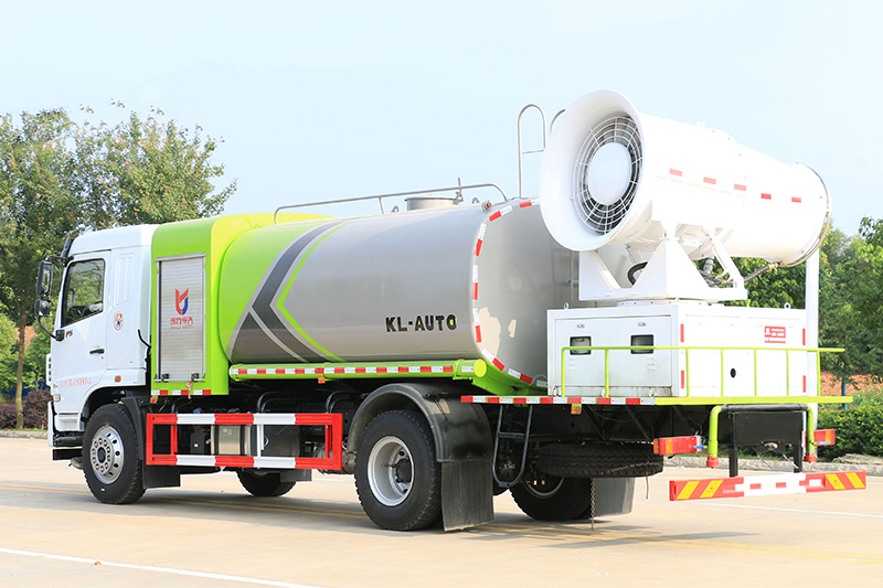 Dongfeng Huasheng Dust Suppression Truck (Round Tank) 11.5 cubic meters (Mist Cannon 30–100 meters)