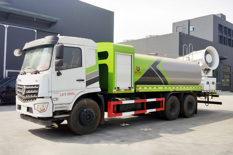 Dongfeng Special Chassis Rear Dual-Axle Dust Suppression Truck (Round Tank) 17 cubic meters (Mist Cannon 60–100 meters)