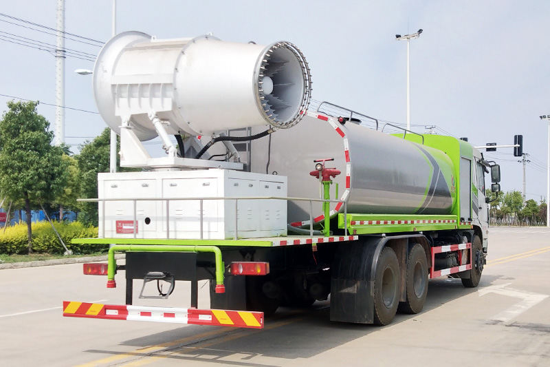 Dongfeng Special Chassis Rear Dual-Axle Dust Suppression Truck (Round Tank) 17 cubic meters (Mist Cannon 60–100 meters)