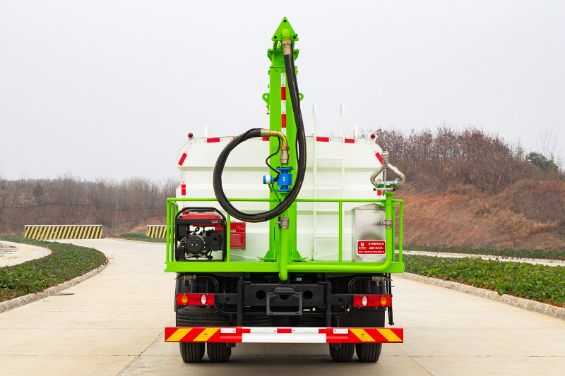 Dongfeng Tianjin Railway Dust Suppression Truck, 14 cubic meters