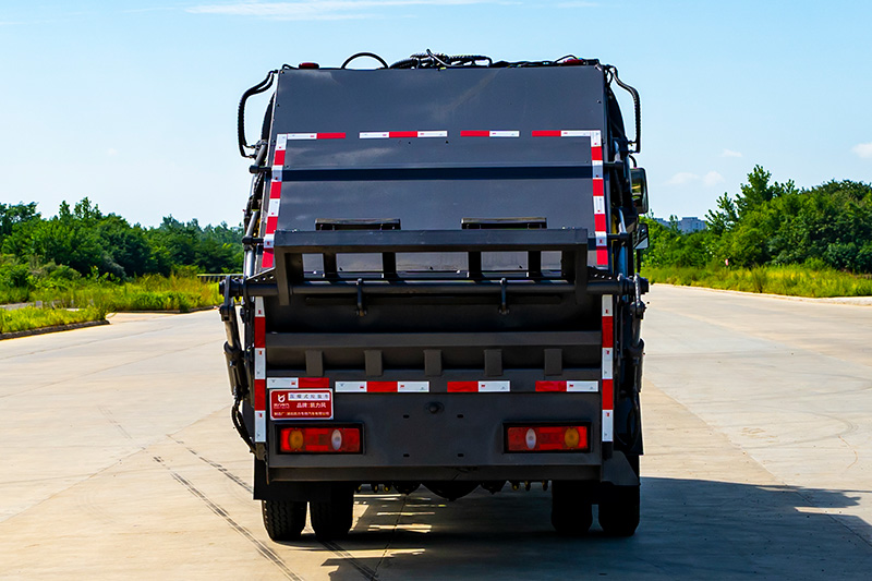 Dongfeng T1 2023 Model Year Compactor Truck, 10 cubic meters