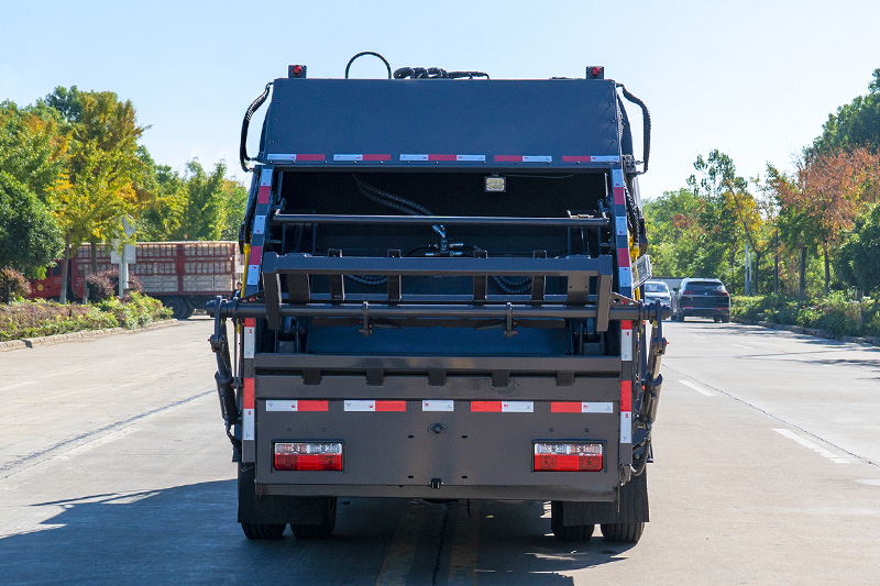 2023 Dongfeng D7 Heavy-Duty Compactor Garbage Truck  11.5 cubic meters