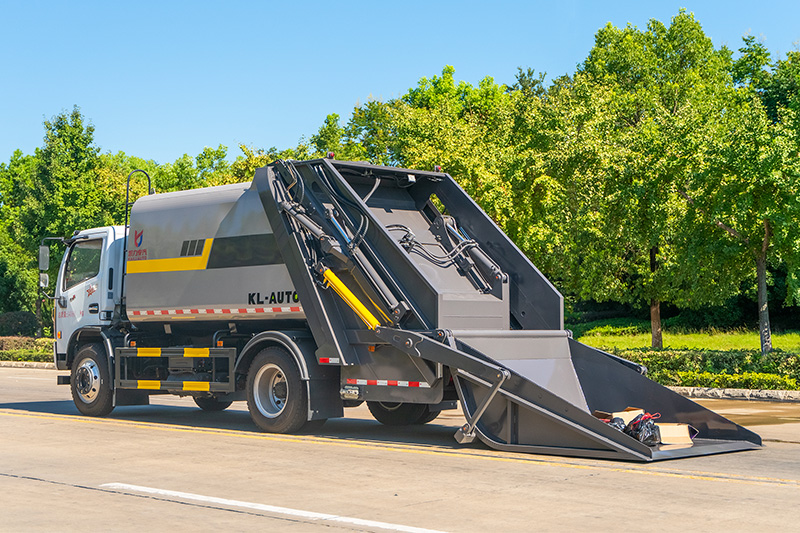 2023 Dongfeng D7 Heavy-Duty Compactor Garbage Truck  11.5 cubic meters