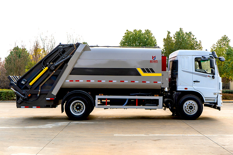 Dongfeng F5, 2023 Model Year Compactor Truck, 4,500 mm Wheelbase, 14 cubic meters