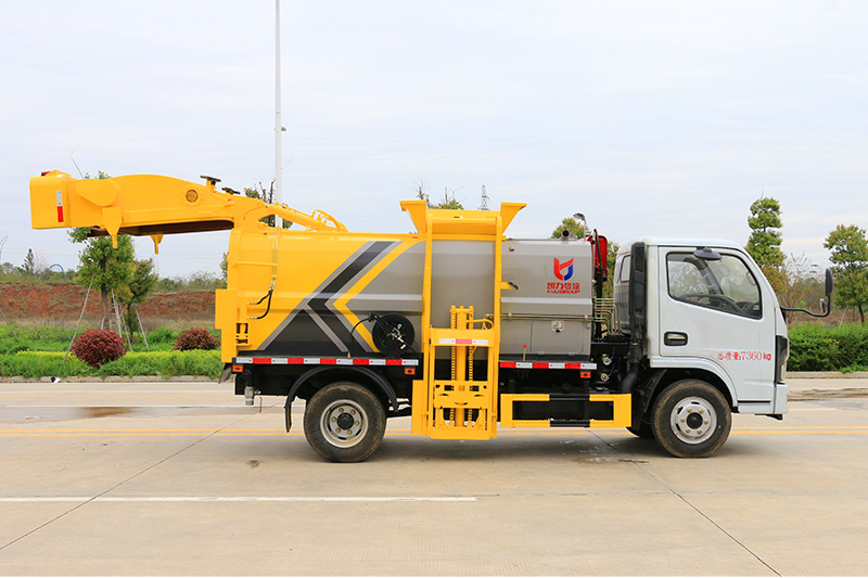 Dongfeng Xiaodolika Food Waste Collection Truck, 6-cubic-meter Tank