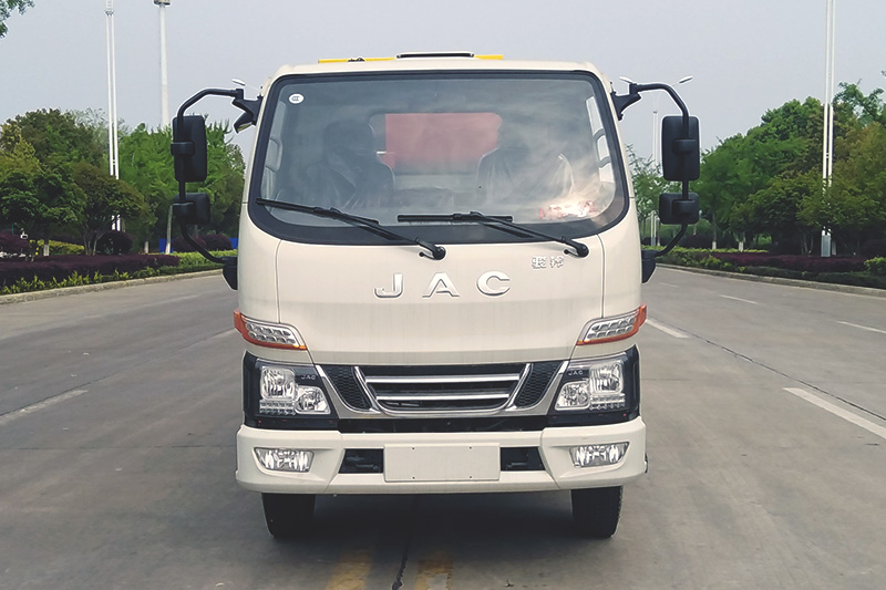JAC Junling V3 Food Waste Collection Truck, 6 cubic meters – Square Tank