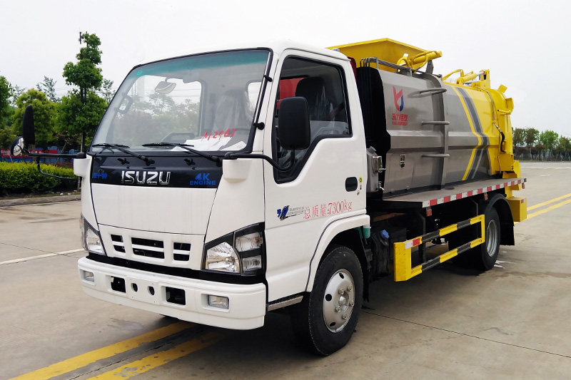 Isuzu Food Waste Collection Truck, 6-cubic-meter Tank
