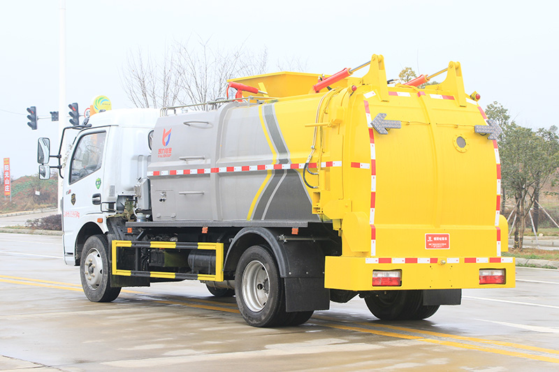Dongfeng Daluika Food Waste Collection Truck, 8-cubic-meter Tank