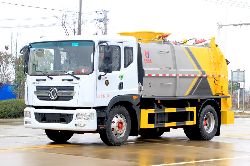 Dongfeng D9 Food Waste Collection Truck, 9 cubic meters, square tank