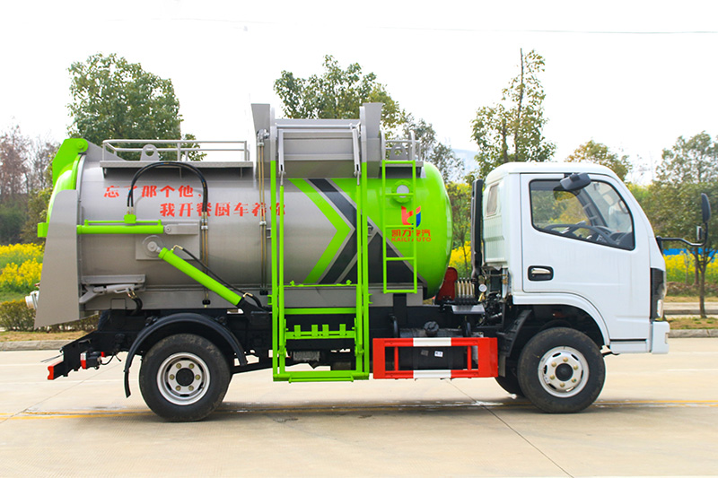Dongfeng Xiao Furuika Food Waste Collection Truck, 4.5 cubic meters – Round Tank