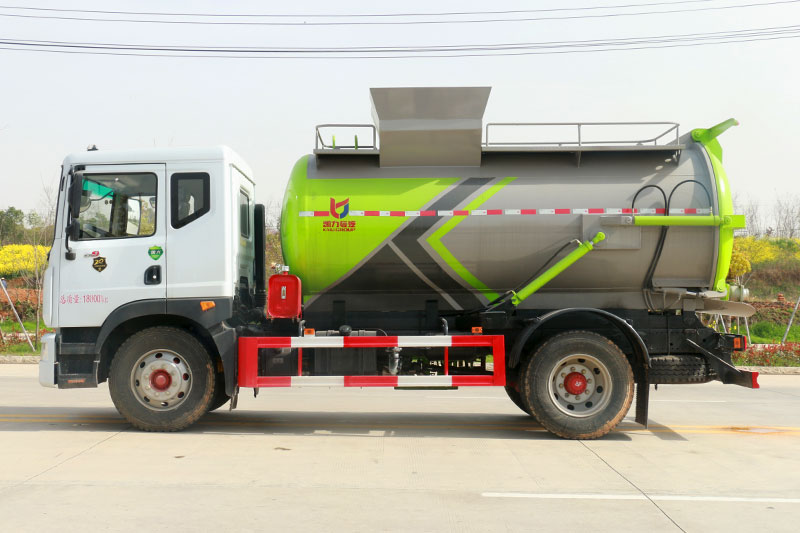 Dongfeng D9 Food Waste Collection Truck, 9 cubic meters, Round Tank