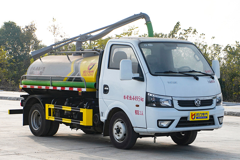 Dongfeng TuYi Sewage Suction Truck, 2.4 cubic meters