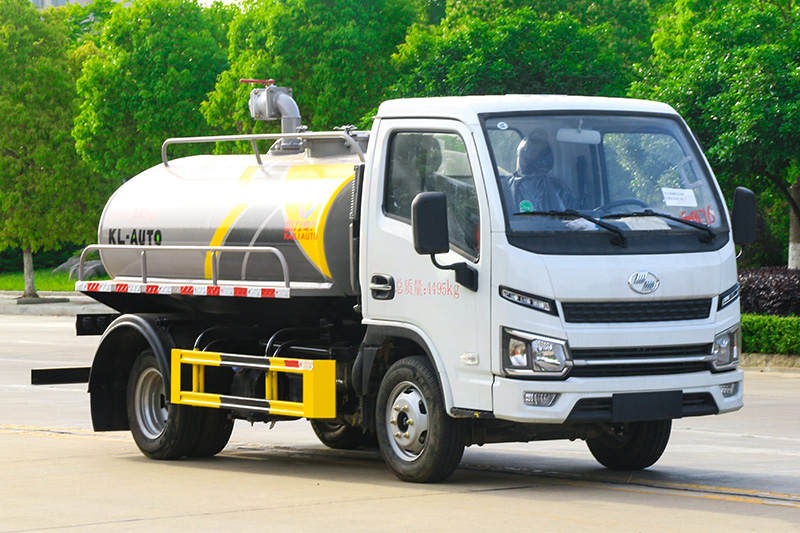 Yuejin Septic Tank Truck, 3 cubic meters