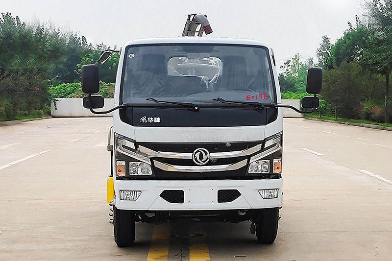 Dongfeng Huasheng F3 Septic Tank Truck, 5 cubic meters
