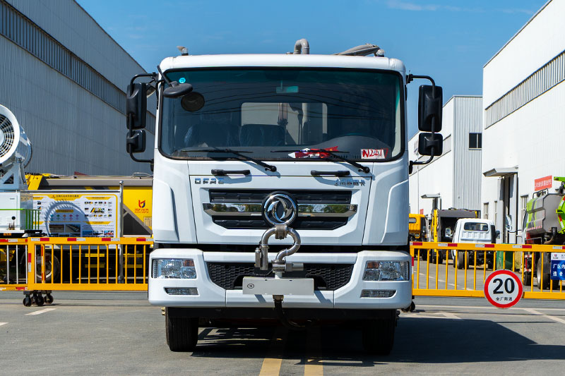 Dongfeng D9 Sewage Suction Truck, 13.5 cubic meters