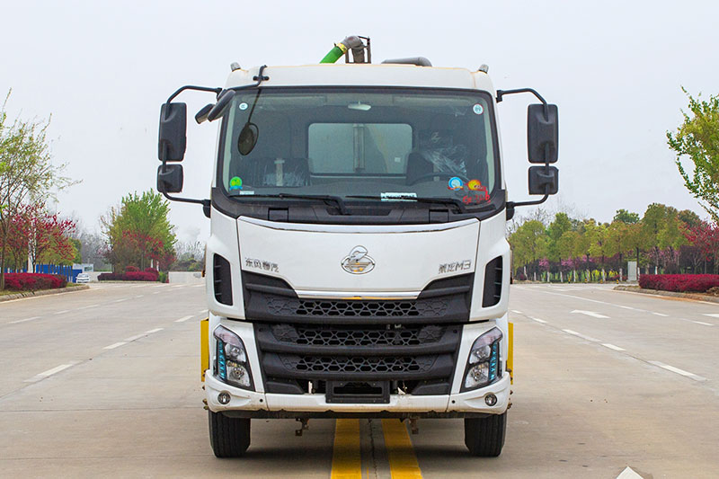 Liuzhou Automobile M3 Sewage Suction Truck, 14 cubic meters