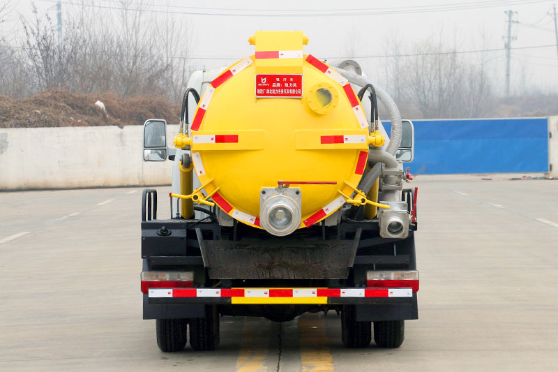 Dongfeng TuYi Sewage Suction Truck, 2 cubic meters