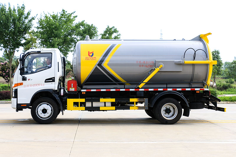 JAC Junling V7 Vacuum Truck, 8.7 cubic meters