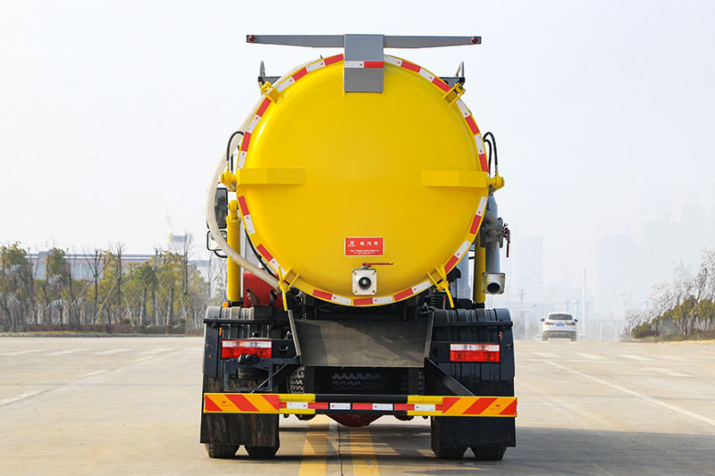 Dongfeng DoriKa D9 Vacuum Sewer Truck, 12 cubic meters