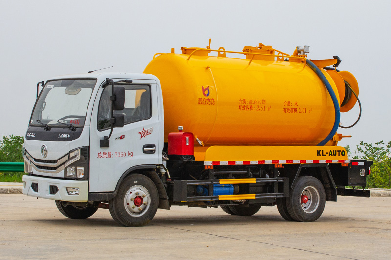 KLF Small DoriKa Vacuum Truck (Integrated Tank) 6 cubic meters