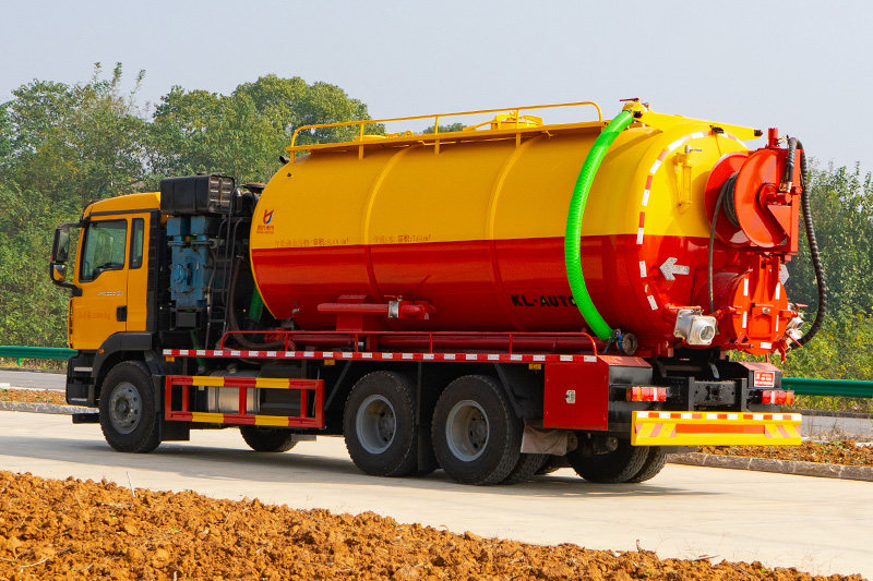 Sinotruk Shandong Heavy Duty Truck Rear Twin-Axle Vacuum Sewer Cleaning Truck (with Auxiliary Engine) (Integrated Tank) 21 cubic meters