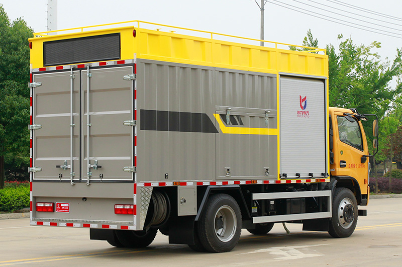 Kailifeng-Dongfeng Daluika Sewage Treatment Truck