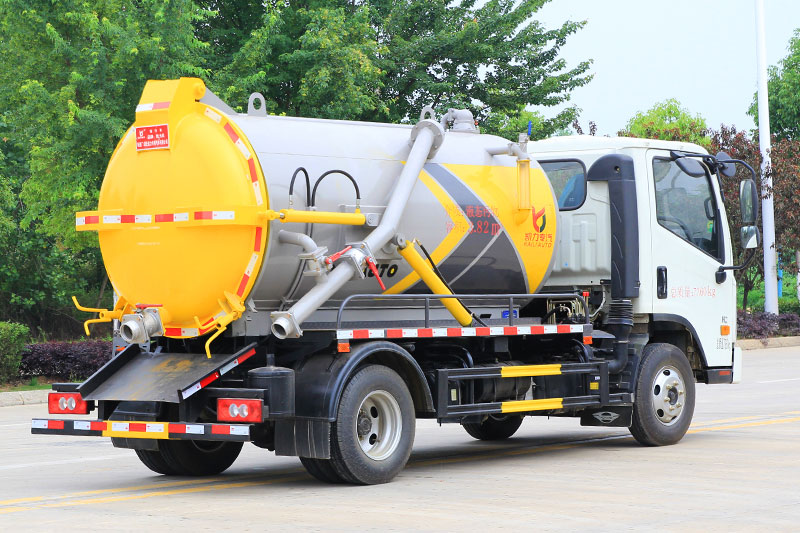Foton Times Linghang H2 Vacuum Truck, 5 cubic meters